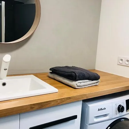 Les De Romain Et Julien Apartament *